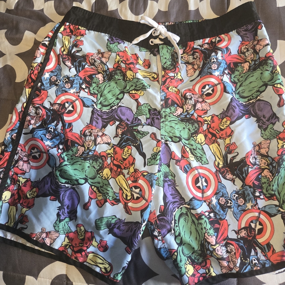 Marvel Men's Superhero Print Shorts